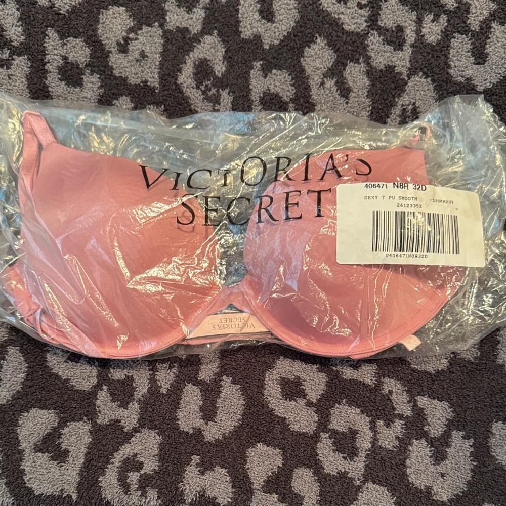 Victoria's Secret Blush Pink Bra
